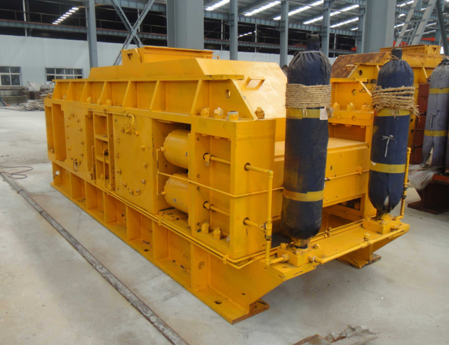 對(duì)輥破碎機(jī).png
